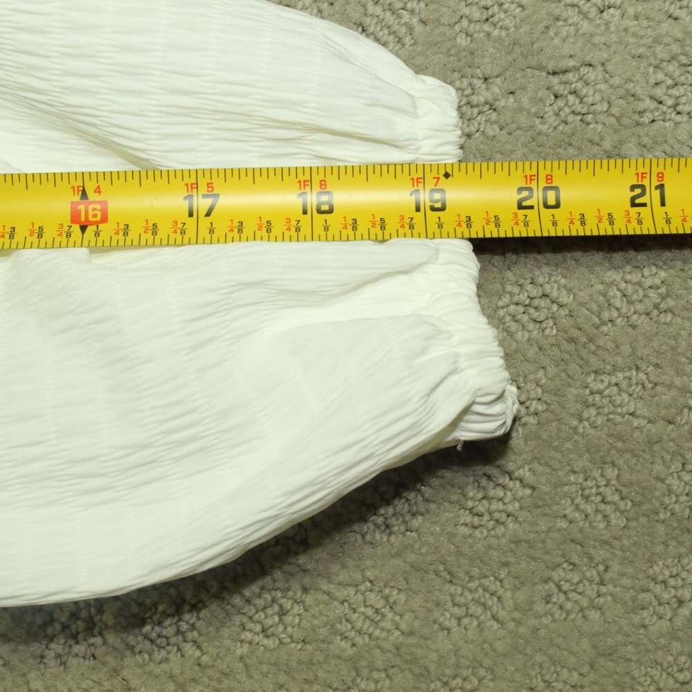 Elizabeth and James Puffed Sleeve Ruched Blouse - Size Small - White - Picture 4 of 7